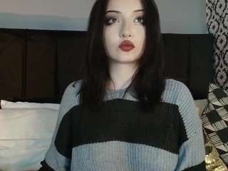 adeelinee