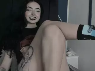 Adelinee shy girl's Live Sex Cam Show