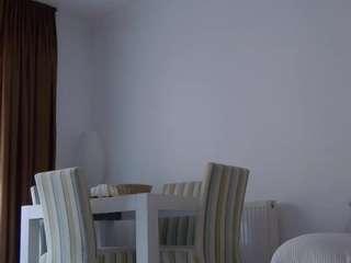 lilyroselyn webcam model