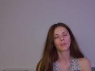 lilyroselyn myfreecams