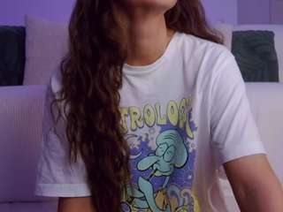 LilyRoselyn live webcam show