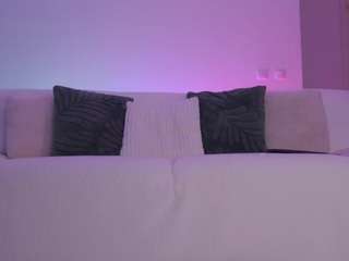 LilyRoselyn live cam preview