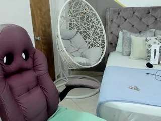 lucianaportec from CamSoda is Freechat