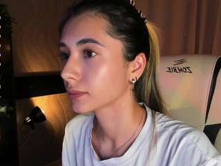 darlabelle from CamSoda