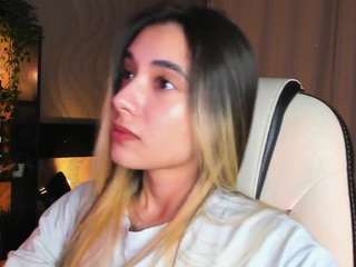 darlabelle Live Webcam on CamSoda