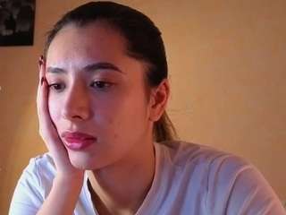 le modèle darlabelle est en webcam porno dans un show sur le site camsoda, il possède les tags suivants: ass,asshole,teen-18,tattoos,striptease,spank,small ass,public,pov,orgasm,massage,lush,lingerie,flashing,fingers,fetish,feet,dildo,brown eyes,blowjob