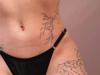 DarlaBelle live webcam show