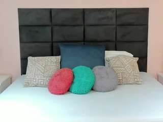 madisonjenner's CamSoda show and profile