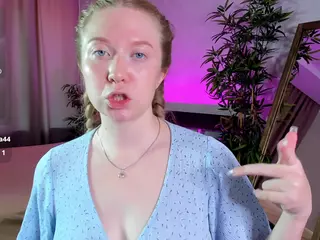 Mila-Blue's Live Sex Cam Show