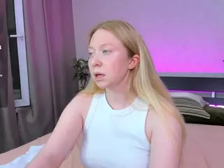 Mila-Blue's Live Sex Cam Show