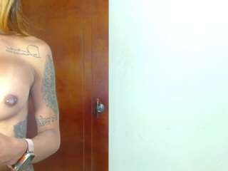 sensual-violet Live Webcam on CamSoda