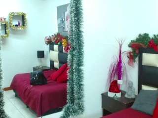 sensual-violet's CamSoda show and profile