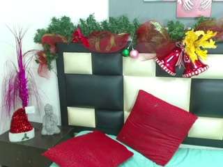 sensual-violet Live Webcam on CamSoda