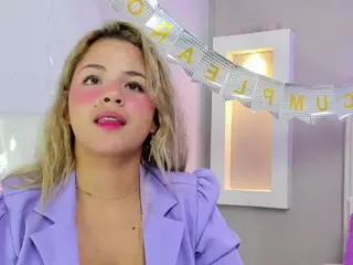 SheylaSmith's Live Sex Cam Show