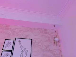 Live webcam model alyssia-collins on Soda Cams