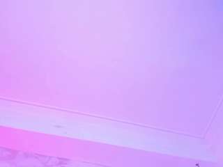 Live webcam model alyssia-collins on Soda Cams