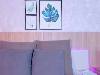alyssia-collins Sex Cam Show