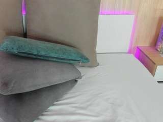 alyssia-collins Sex Cam Show