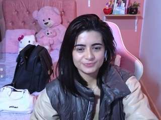 bella-thix Live Webcam on CamSoda