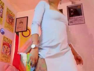 bella-thix Live Webcam on CamSoda