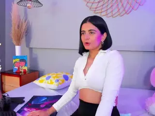 bella-thix's Live Sex Cam Show