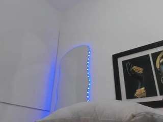 isabelanix Live Webcam on CamSoda