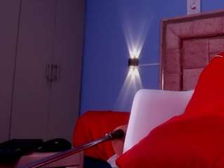 isabelanix Live Webcam on CamSoda