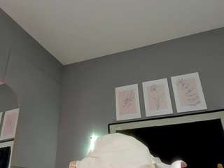 isabelanix Live Webcam on CamSoda