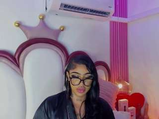 khelanyisyy Sex Cam Show