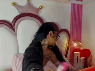 khelanyisyy Sex Cam Show