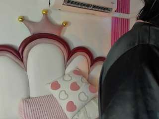 khelanyisyy Sex Cam Show