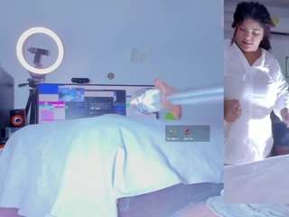 abigail-girl Live Webcam on CamSoda