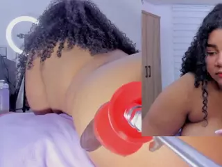 Abigail-Girl's Live Sex Cam Show