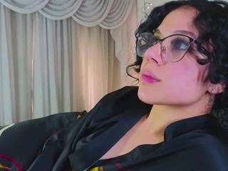 alice-ferrer Live Webcam on CamSoda