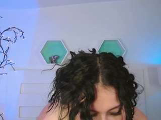 alice-ferrer's CamSoda show and profile