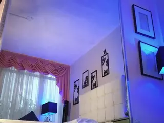 Alice-Ferrer's Live Sex Cam Show