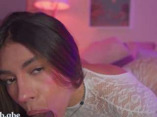 Live webcam model innanaa on Soda Cams