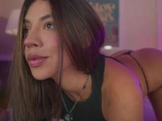 Live webcam model innanaa on Soda Cams