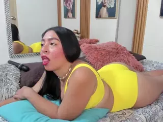 Mary-White's Live Sex Cam Show