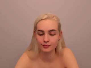 oliviabeauty Live Webcam on CamSoda