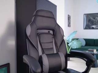 rubbernina Live Webcam on {site_name}