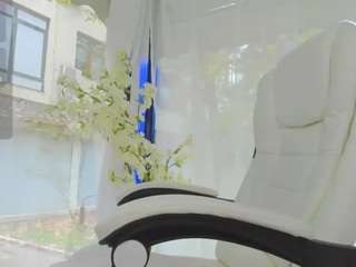 russian-ava from CamSoda is Freechat