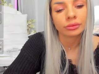 russian-ava Live Webcam on CamSoda