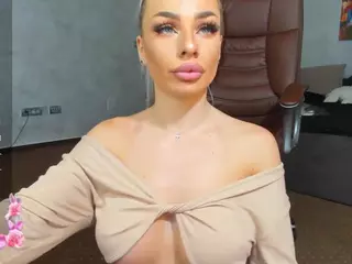 Russian-Ava's Live Sex Cam Show