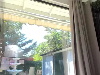 Russian-Ava's Live Sex Cam Show