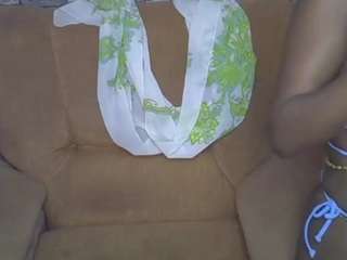 le modèle senoritah est en webcam porno dans un show sur le site camsoda, il possède les tags suivants: ass,spank,horny,lovense,lush,mature,natural,oil,smoking,squirter,asshole,strip,tattoos,tease,thick,toys,weed,wet,handjob,food