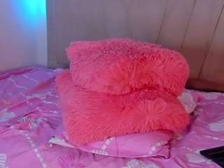 Young Sienna-marie - sensual, passionate and ready to entertain sienna-marie from CamSoda