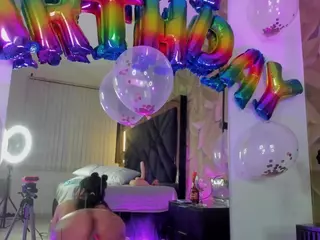 valenmoon1's Live Sex Cam Show