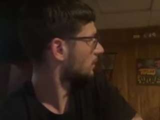youngkubenski215 webcam model