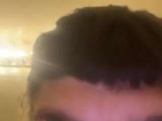 youngkubenski215 Live Webcam on CamSoda